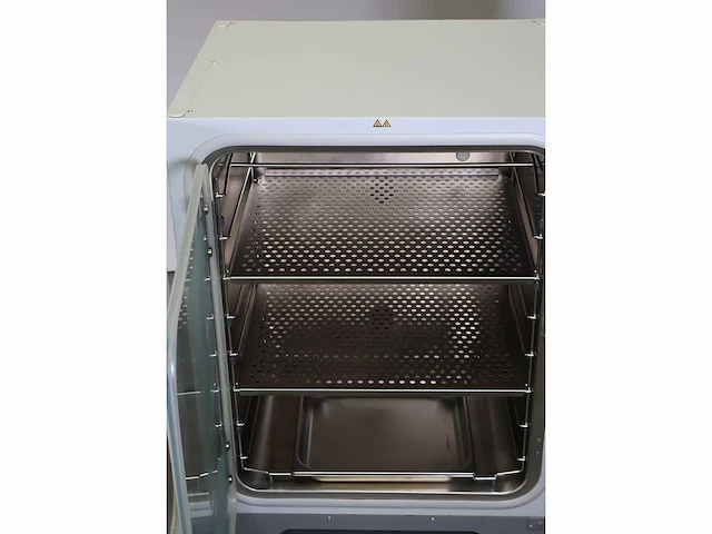Eppendorf c170i cellxpert® incubator - 2020 - afbeelding 4 van  6