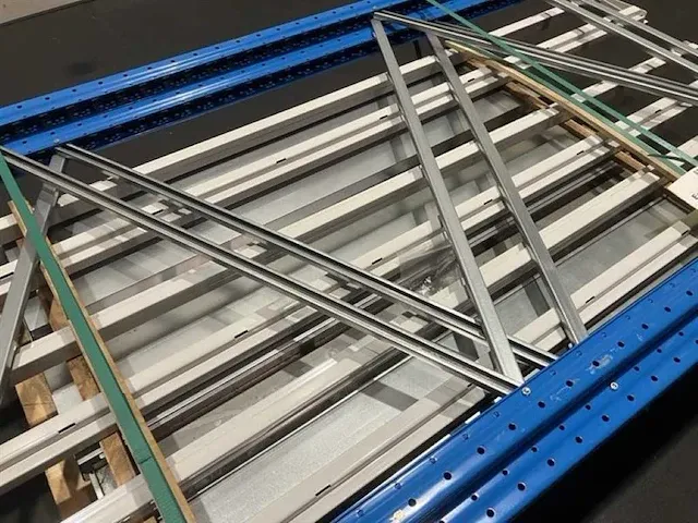 Epsivol gv metalen vloer l1600, h2000, d1000 (3niv) (240113) - afbeelding 2 van  3