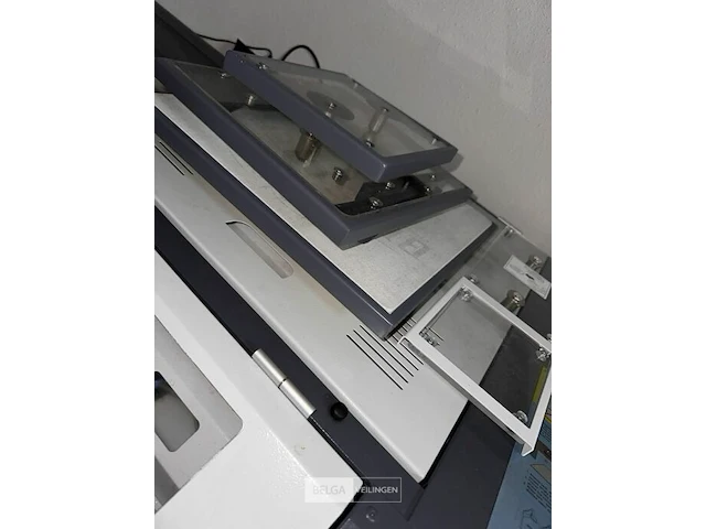 Epson f2100 5c dtg printer - afbeelding 4 van  6