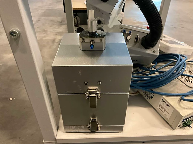 Epson t3-401s scara robot - afbeelding 9 van  14