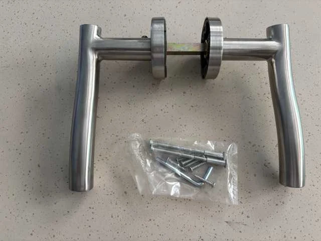 Erba rvs - deurbeslagset - deurkruk 480x - afbeelding 2 van  3
