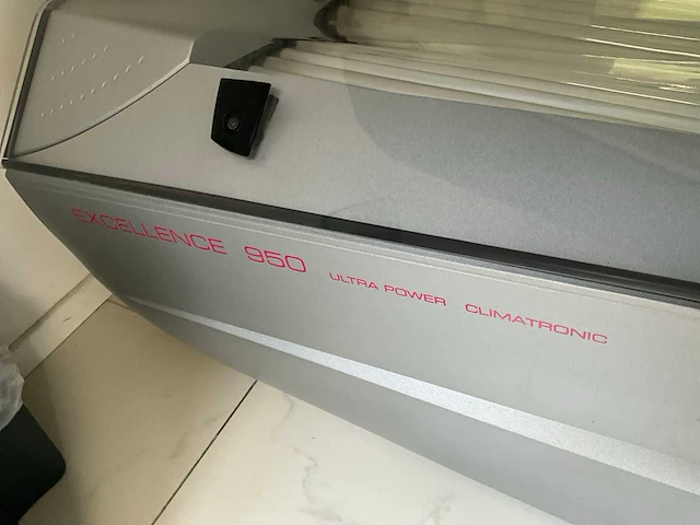 Ergoline excellence 950 zonnebank - afbeelding 2 van  13