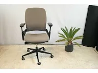 Ergonomische bureaustoel steelcase leap mokka - afbeelding 1 van  6