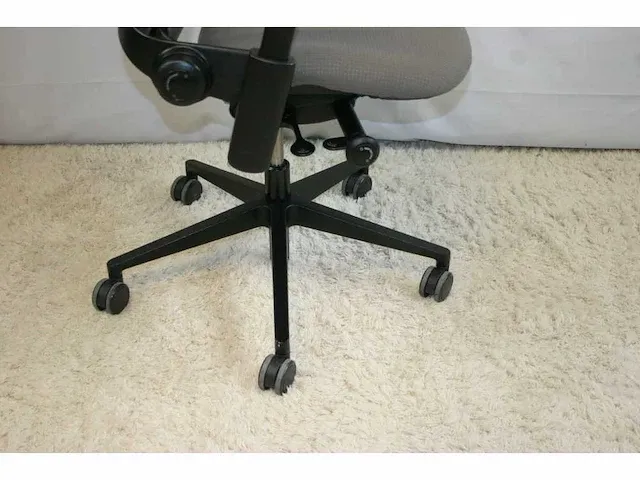 Ergonomische bureaustoel steelcase leap mokka - afbeelding 4 van  6