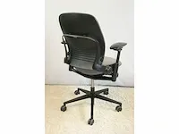 Ergonomische bureaustoel steelcase leap mokka - afbeelding 5 van  6