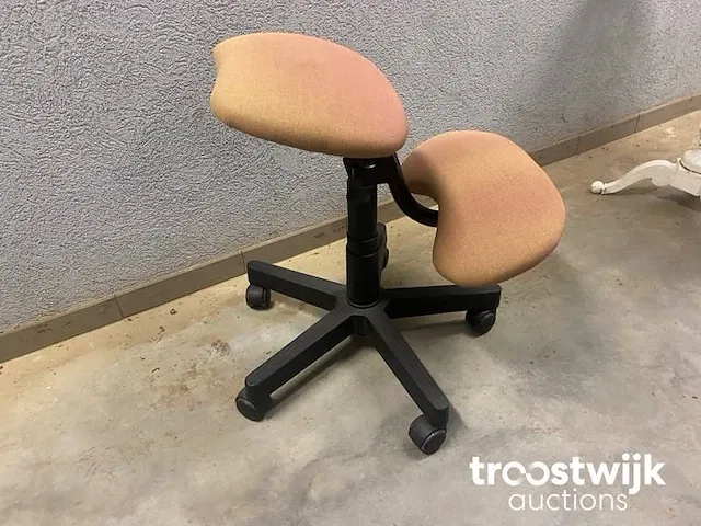 Ergonomische bureaustoel - afbeelding 2 van  4