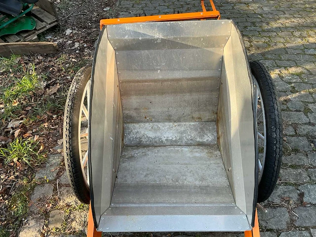 Ergonomische kruiwagen - afbeelding 2 van  4