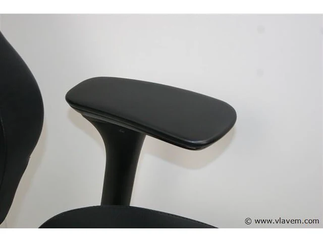 Ergonomische lederen bureaustoel kinnarps plus (6) - afbeelding 2 van  6