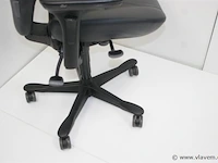 Ergonomische lederen bureaustoel kinnarps plus (6) - afbeelding 5 van  6