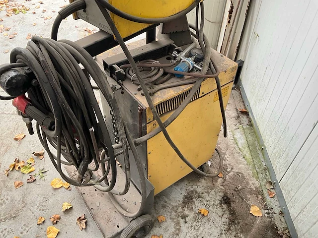 Esab lag 315 lasmachine - afbeelding 10 van  14