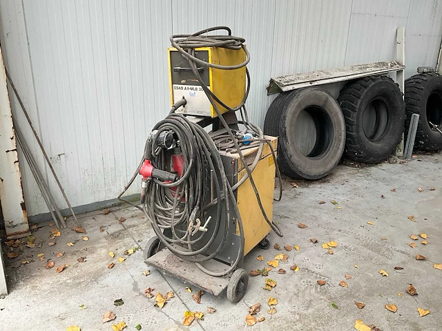 Esab lag 315 lasmachine - afbeelding 1 van  14