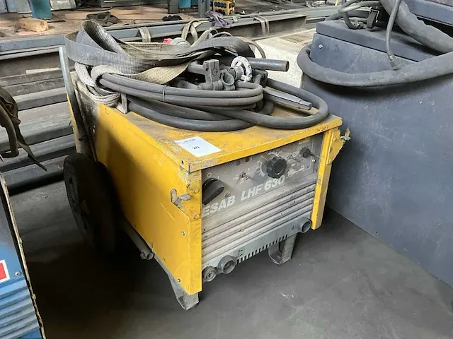 Esab lhf 630 lasapparaat - afbeelding 1 van  4