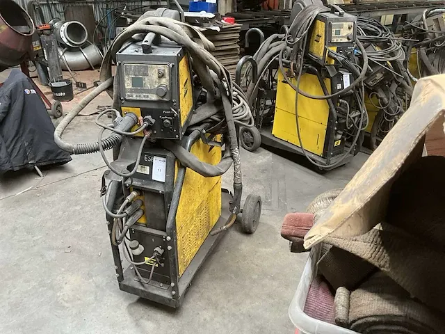 Esab mig4001i lasapparaat - afbeelding 1 van  7