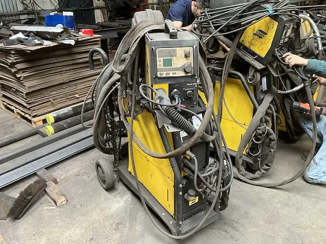 Esab mig4001i lasapparaat - afbeelding 2 van  5