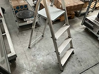Escalo easy step trapladder - afbeelding 3 van  6