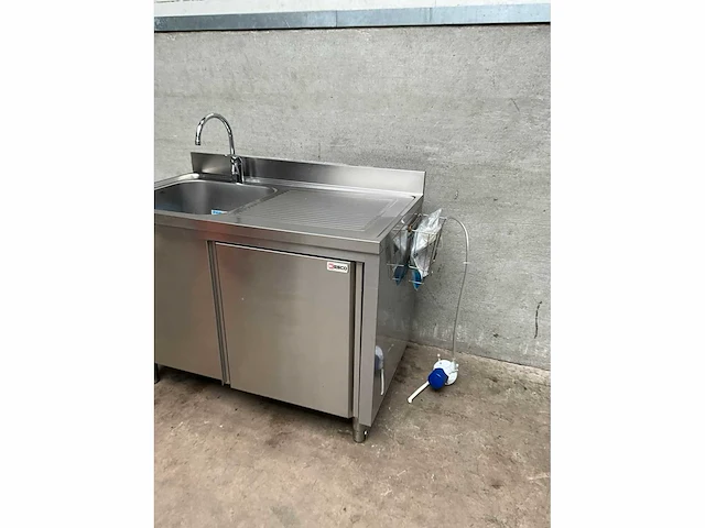Esco rvs spoeltafel met boiler - afbeelding 3 van  6