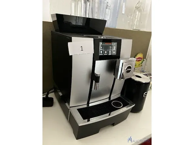 Espressoapparaat jura en melkopschuimer jura - afbeelding 2 van  4