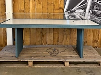Etalagebank van museumkwaliteit - afbeelding 1 van  9