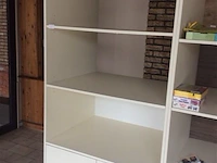 Etalagekast zonder rug op wieltjes - afbeelding 1 van  1
