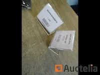 Etikethouder karton, mini pins - afbeelding 5 van  8