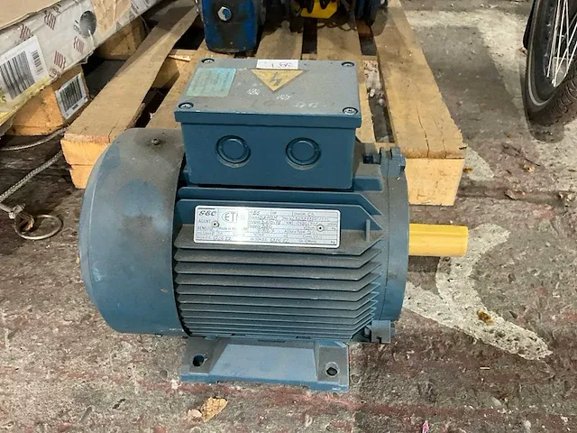 Etm elektromotor - afbeelding 1 van  4