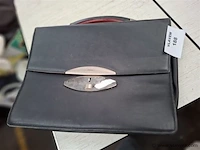 Etui bmw - afbeelding 1 van  3