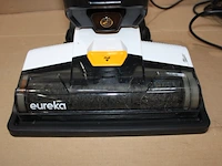 Eureka new300 stofzuiger, droog en nat - afbeelding 2 van  4