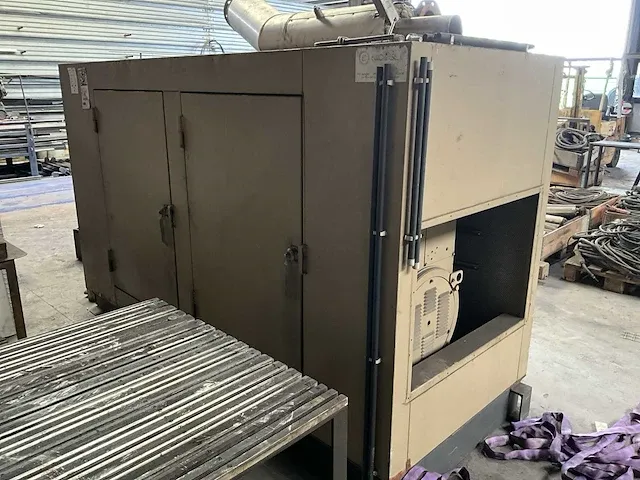Euro-diesel stroomgenerator - afbeelding 12 van  16