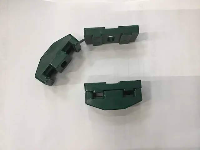 Europees fabrikaat 2d super 8/6/8mm partij panelen met palen en bevestigingen - afbeelding 6 van  10