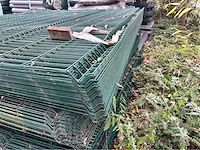 Europees fabrikaat 3d 5mm lot draadpanelen met palen en bevestigingen - afbeelding 10 van  15