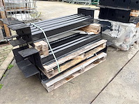 Europees fabrikaat 3d 5mm lot draadpanelen met palen en bevestigingen - afbeelding 6 van  8