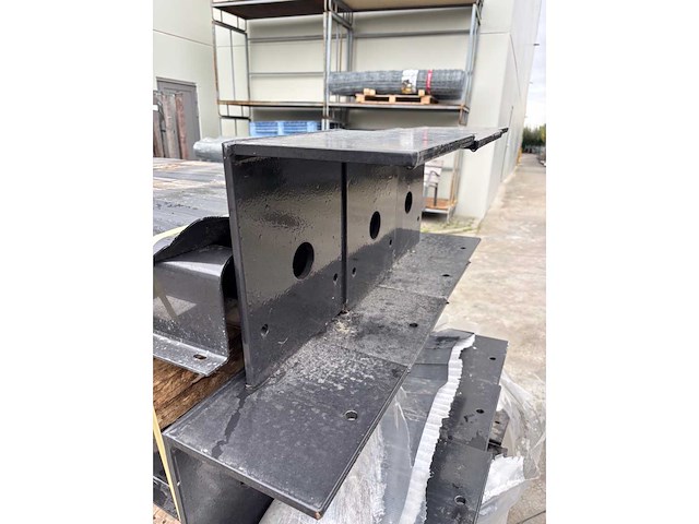 Europees fabrikaat 3d 5mm lot draadpanelen met palen en bevestigingen - afbeelding 7 van  8