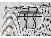 Europees fabrikaat 3d 5mm pakket panelen met palen en bevestigingen - afbeelding 9 van  10