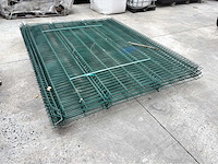 Europees fabrikaat 3d 5mm pakket panelen met palen en bevestigingen - afbeelding 1 van  10