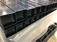 Europees fabrikaat 3d 5mm pakket panelen met palen en bevestigingen - afbeelding 6 van  10