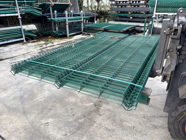 Europees fabrikaat 3d enkele staafpanelen lot draadpanelen met palen en bevestigingen - afbeelding 5 van  11