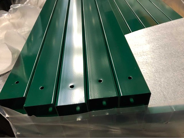 Europees fabrikaat 3d enkele staafpanelen lot draadpanelen met palen en bevestigingen - afbeelding 9 van  11