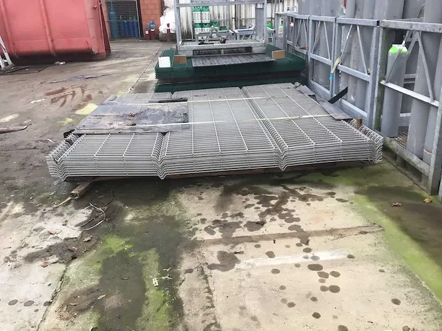 Europees fabrikaat 3d lot grijze panelen - afbeelding 2 van  5