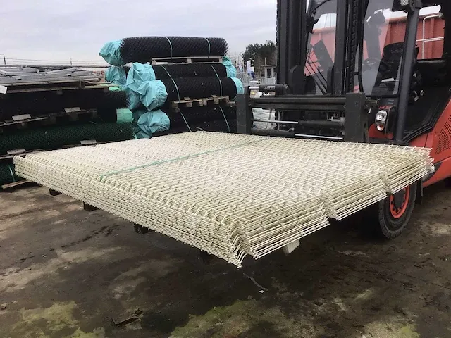Europees fabrikaat 3d lot witte panelen - afbeelding 3 van  7