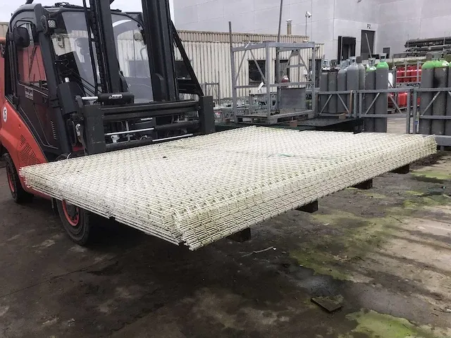 Europees fabrikaat 3d lot witte panelen - afbeelding 4 van  7