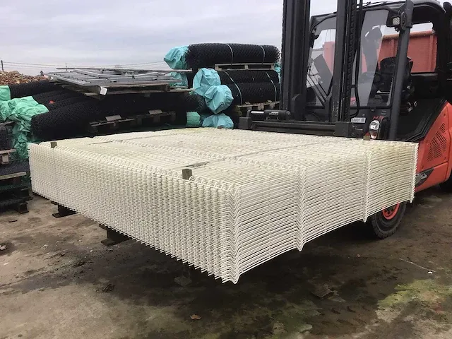 Europees fabrikaat 3d lot witte panelen - afbeelding 4 van  7