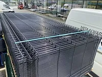 Europees fabrikaat 3d pakket draadpanelen met palen en bevestigingen