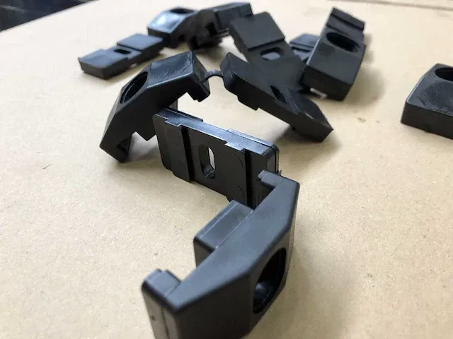 Europees fabrikaat 3d pakket draadpanelen met palen en bevestigingen - afbeelding 4 van  8