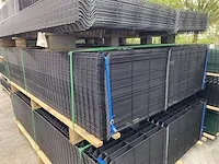 Europees fabrikaat 3d pakket draadpanelen met palen en bevestigingen - afbeelding 1 van  8