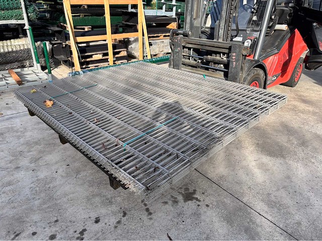 Europees fabrikaat 8/6/8mm dubbel staafmatten lot draadpanelen - afbeelding 2 van  8