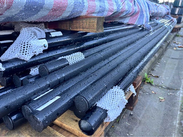 Europees fabrikaat bovenbuis lot palen - afbeelding 1 van  5