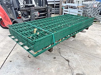 Europees fabrikaat dubbeldraadpanelen 8/6/8mm partij draadpanelen met palen en bevestiging - afbeelding 1 van  6