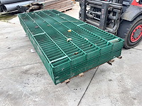 Europees fabrikaat dubbeldraadpanelen 8/6/8mm partij draadpanelen met palen en bevestiging - afbeelding 4 van  11