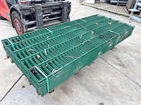 Europees fabrikaat dubbeldraadpanelen 8/6/8mm partij draadpanelen met palen en bevestiging - afbeelding 5 van  11
