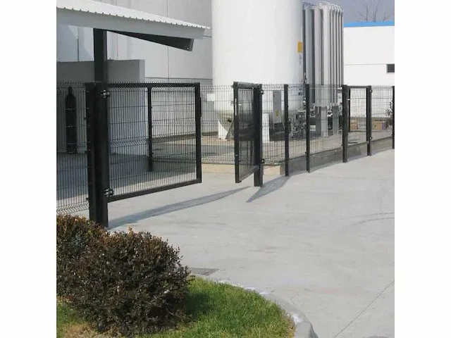 Europees fabrikaat industriepoort industriepoort - afbeelding 5 van  8